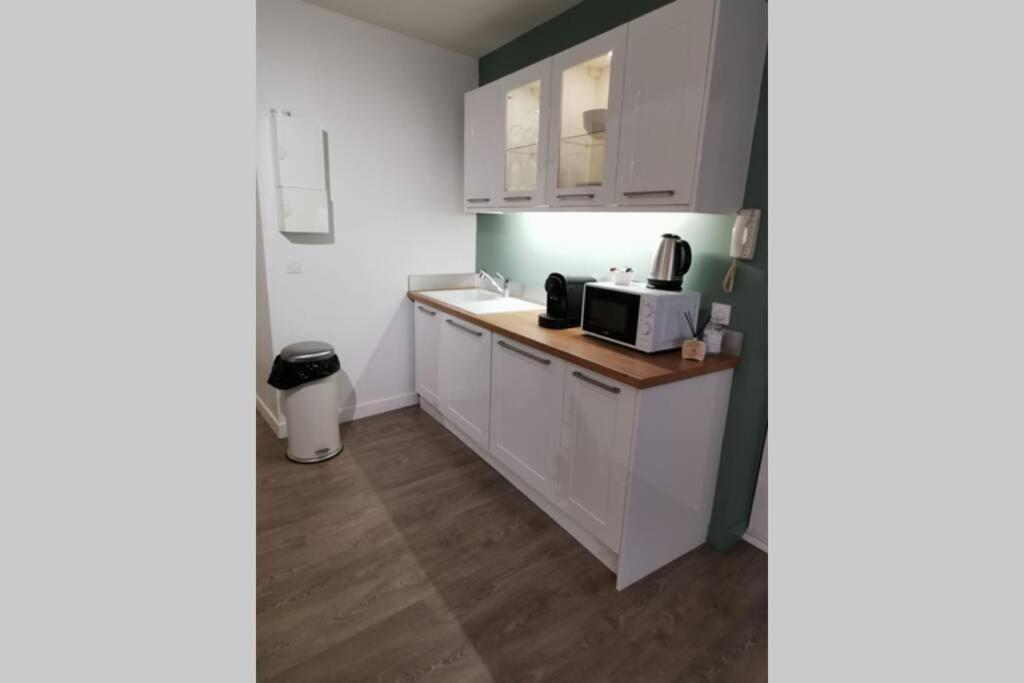 Appartement F2 Cosy Proche De L'Hyper Centre カーン エクステリア 写真